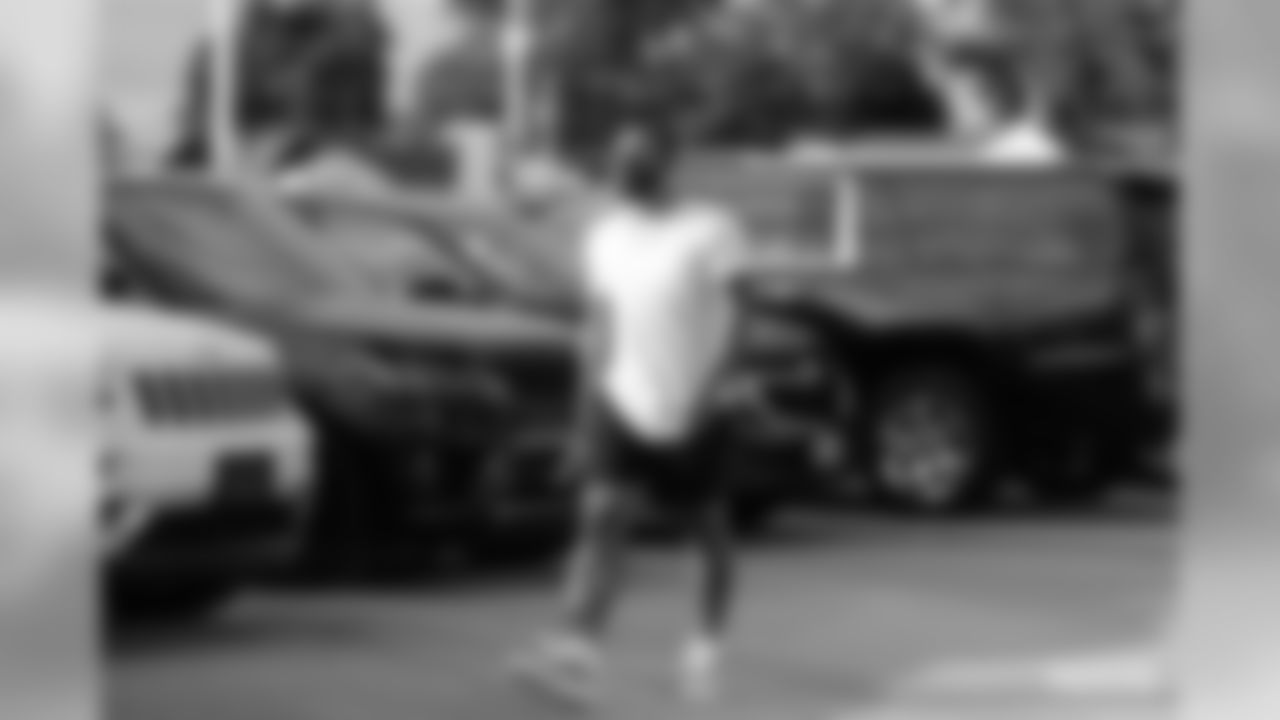 RB AJ Dillon