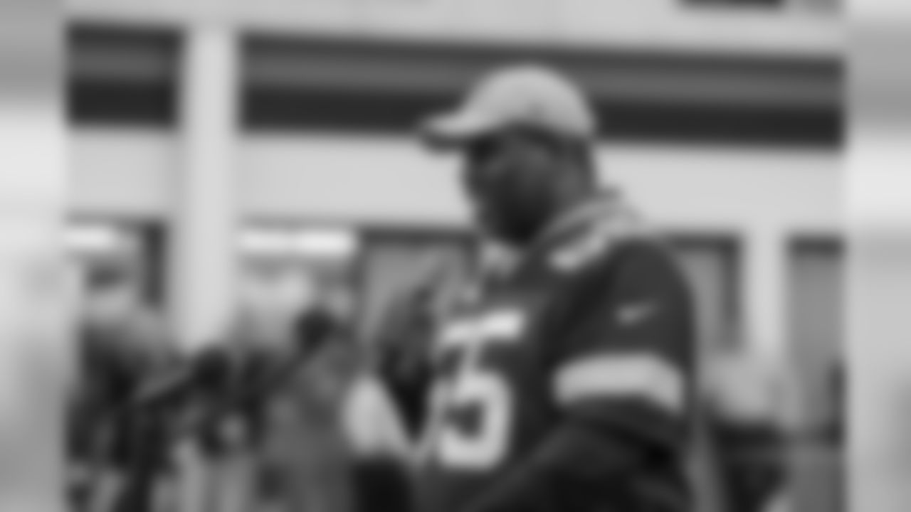 190410-tailgate-tour-marshfield-high-13