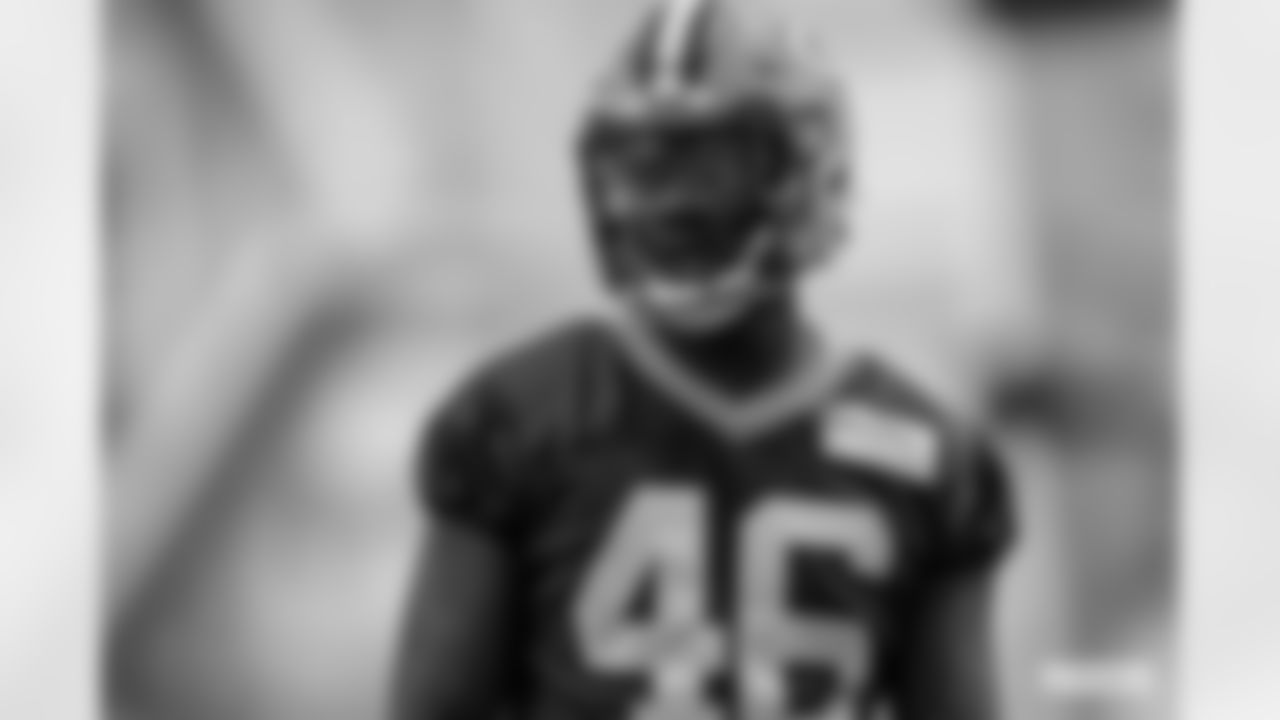 LB Jimmy Phillips Jr.