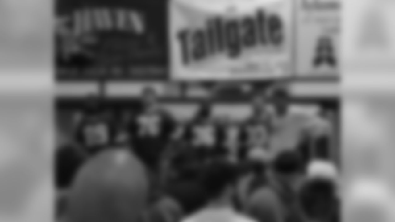 Packers Tailgate Tour - Tailgate Party (Rhinelander Ice Association)