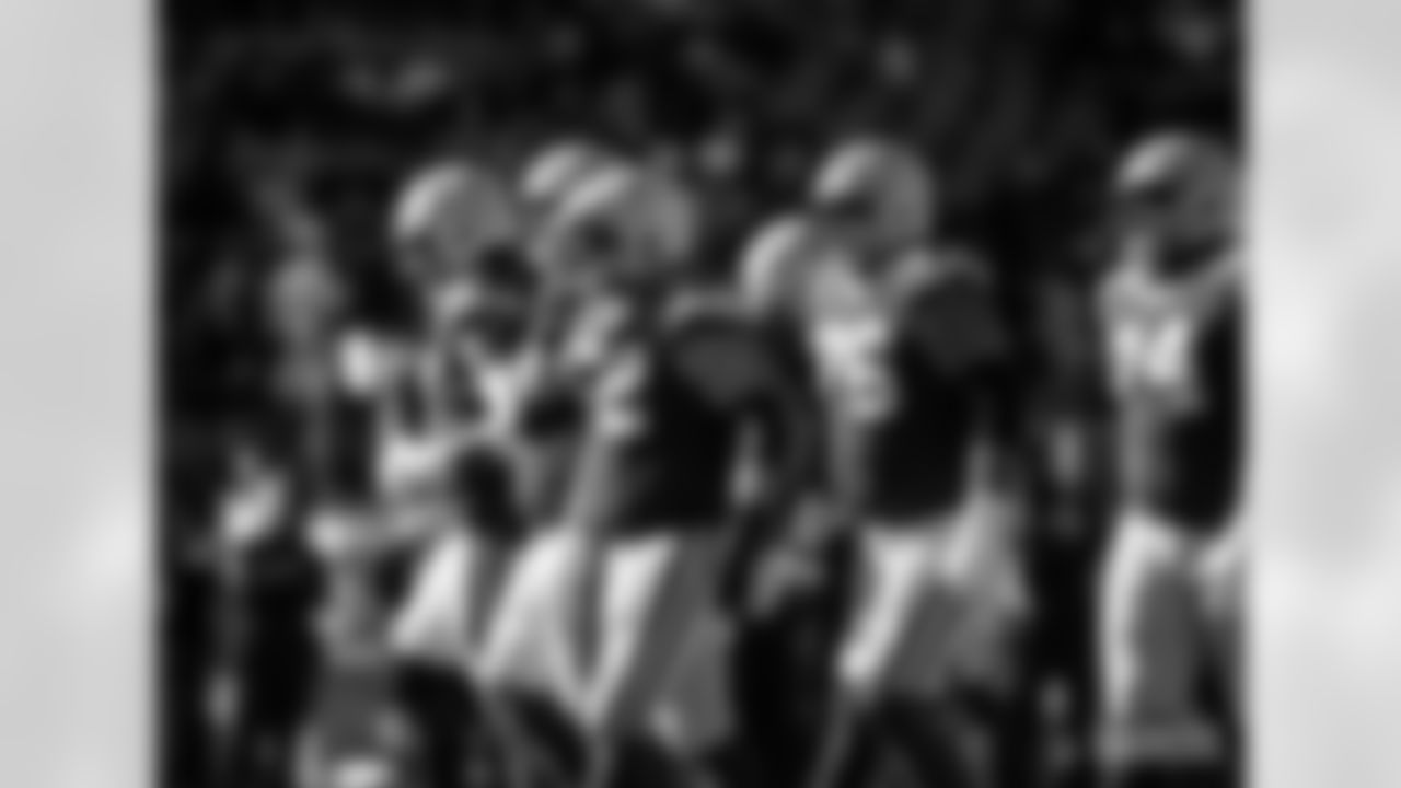 211017-packers-bears-siegle-edits-WM-096