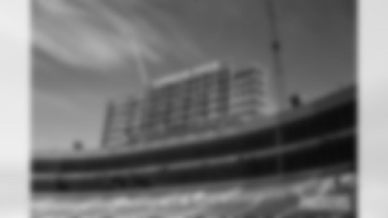 230403-lambeau-field-2560-1