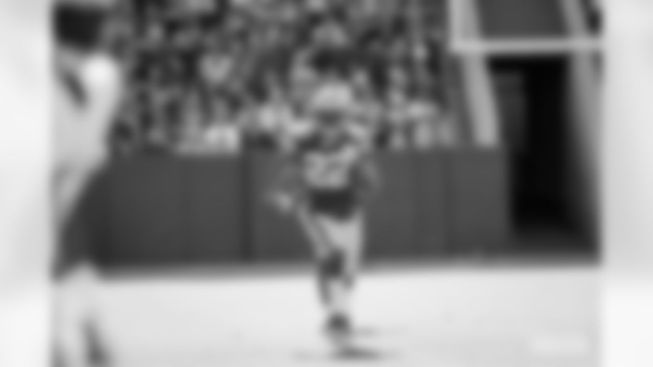 S Jerron McMillian (2012-13)