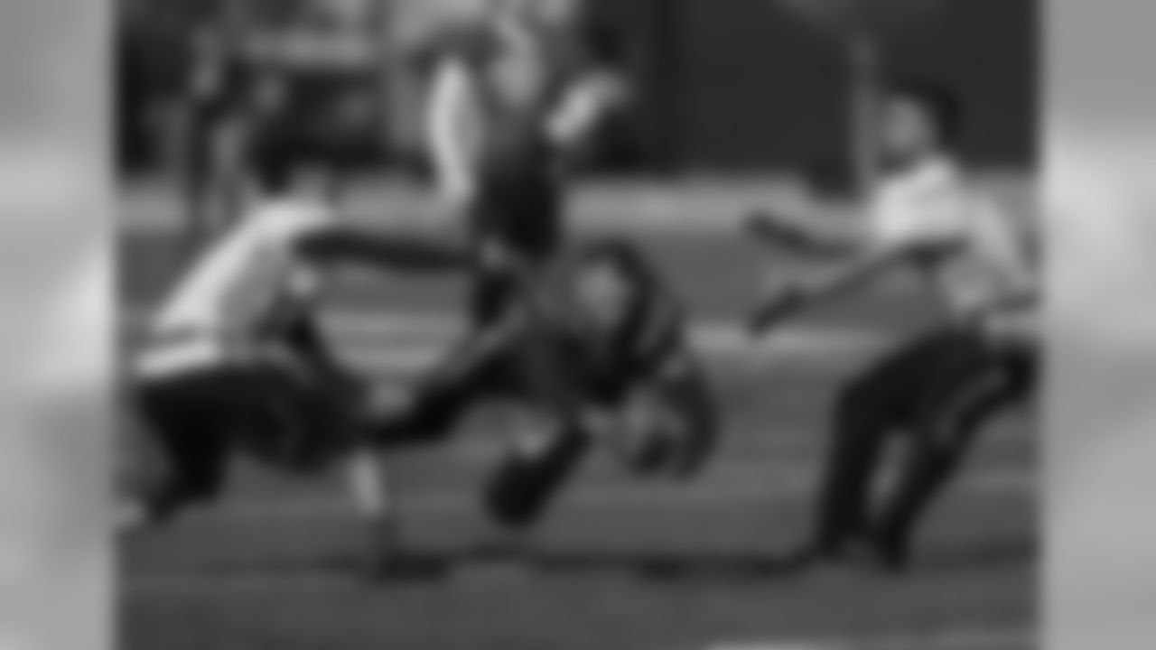 181013-flag-football-siegle-036