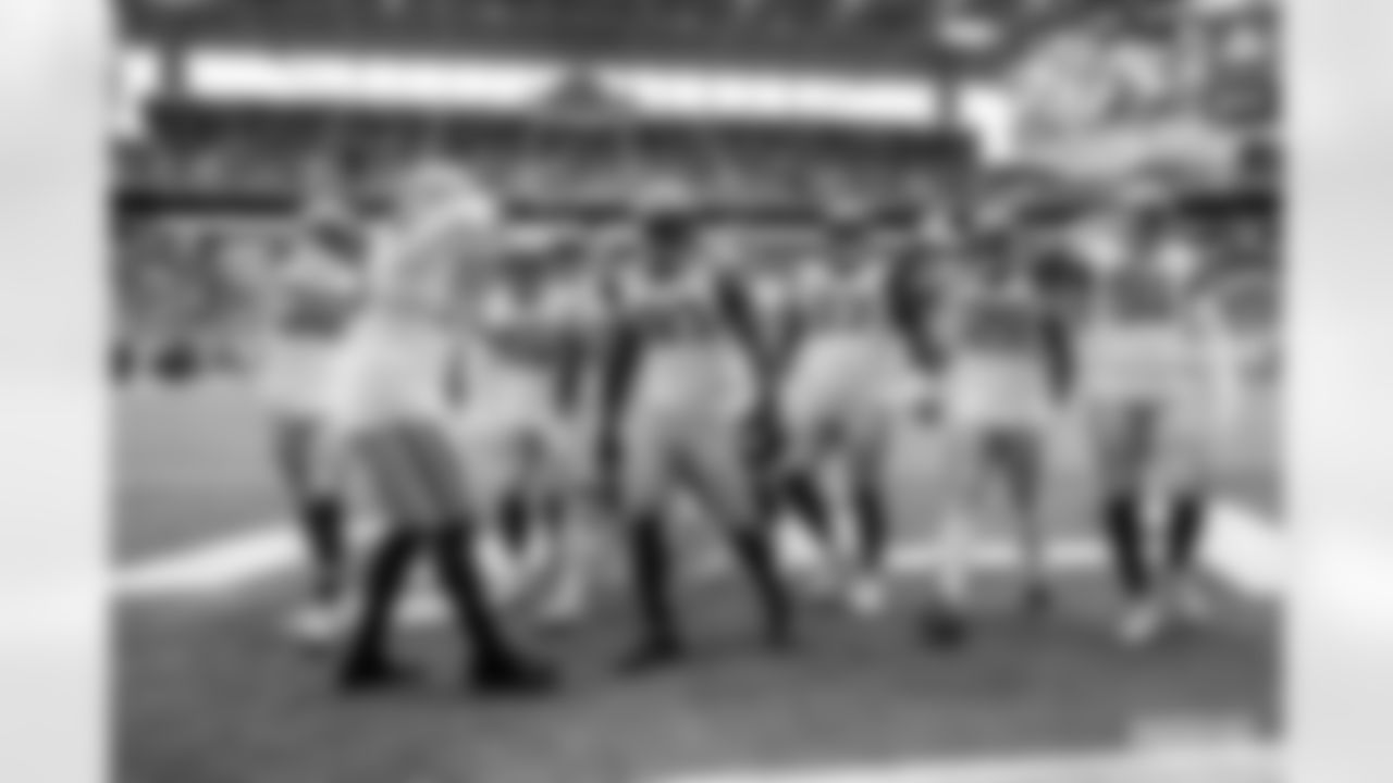 221225-packers-dolphins-siegle-WM-103