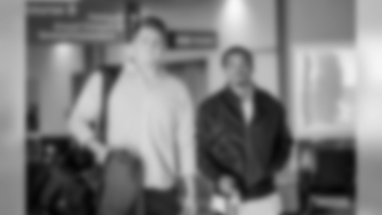 191222-departure-GRB-to-MSP-siegle-WM-19