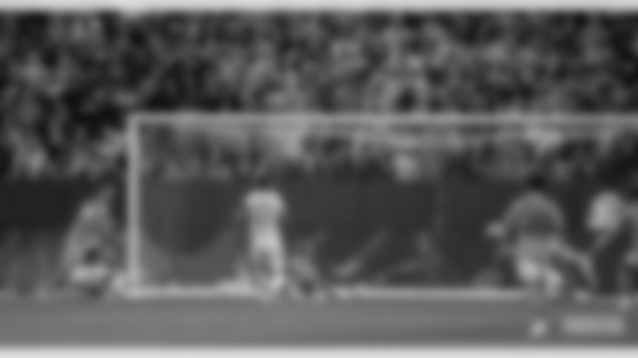 220723-soccer-game-2560045