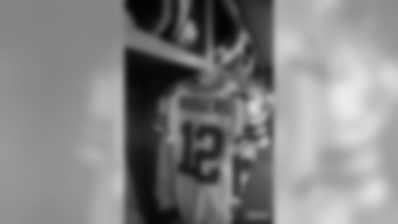 191229-locker-room-ford-field-bobber-WM-8