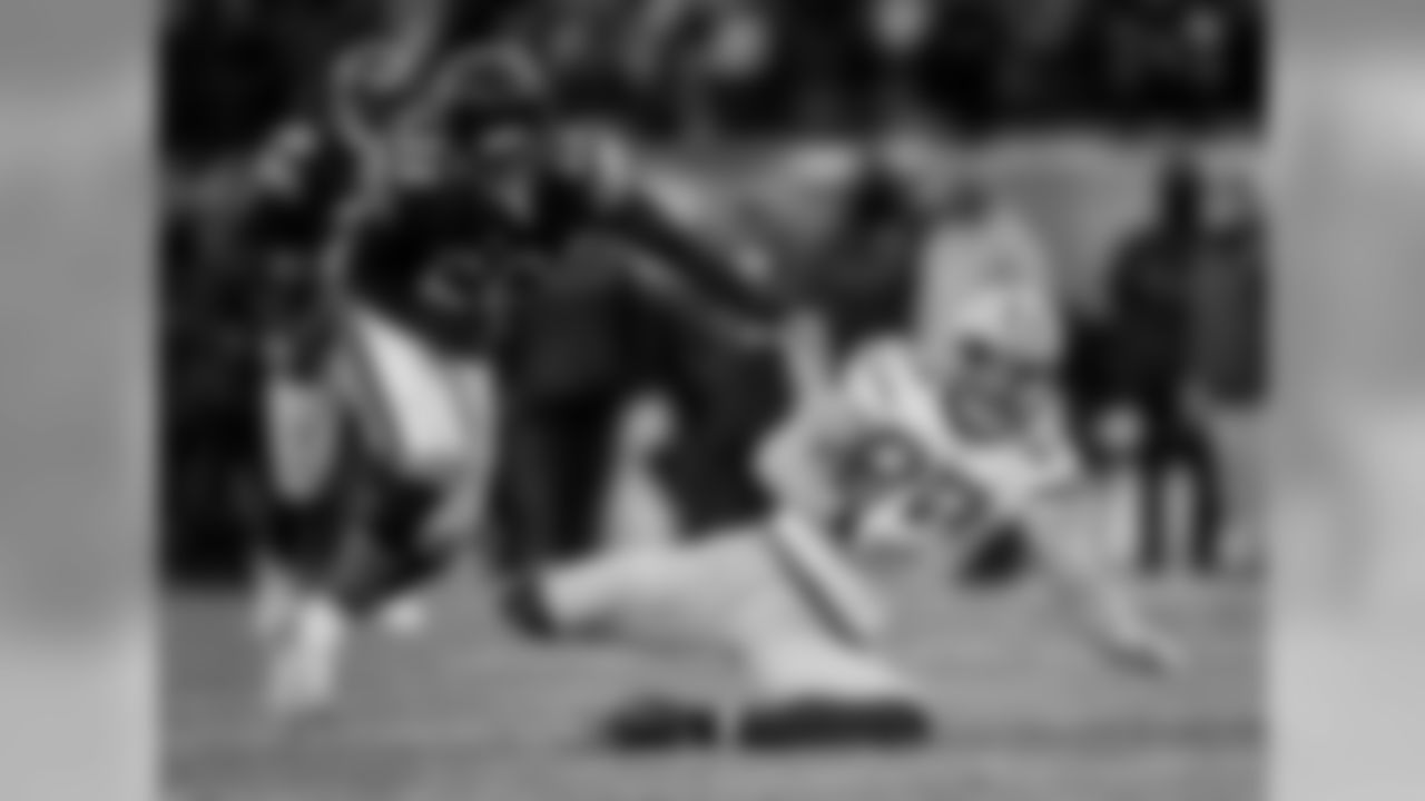 Week 15: Packers 30, Bears 27 (8-6)