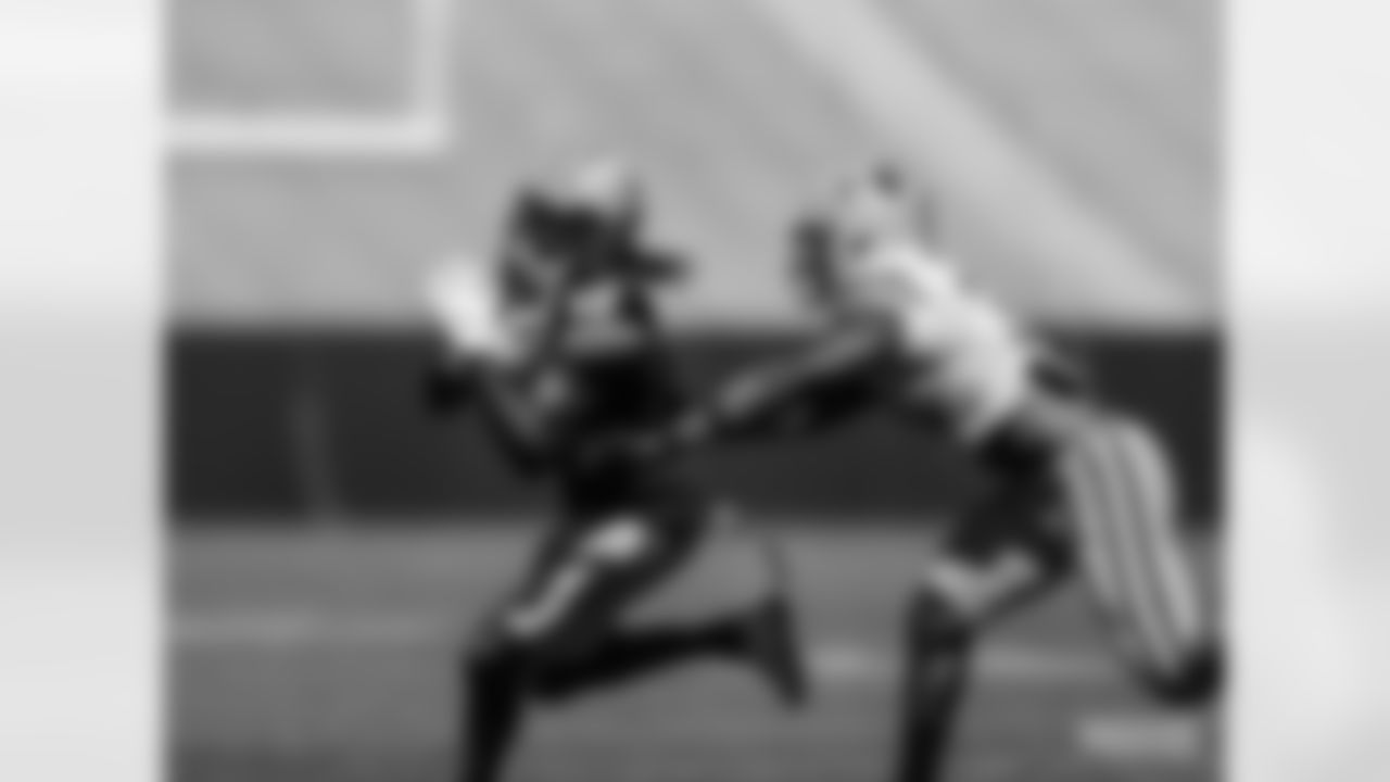 WR Davante Adams