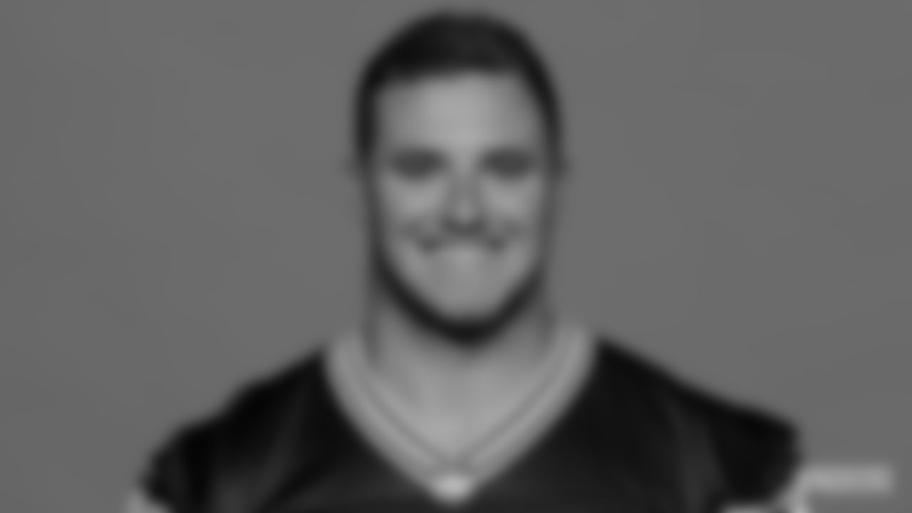 LB Ty Summers