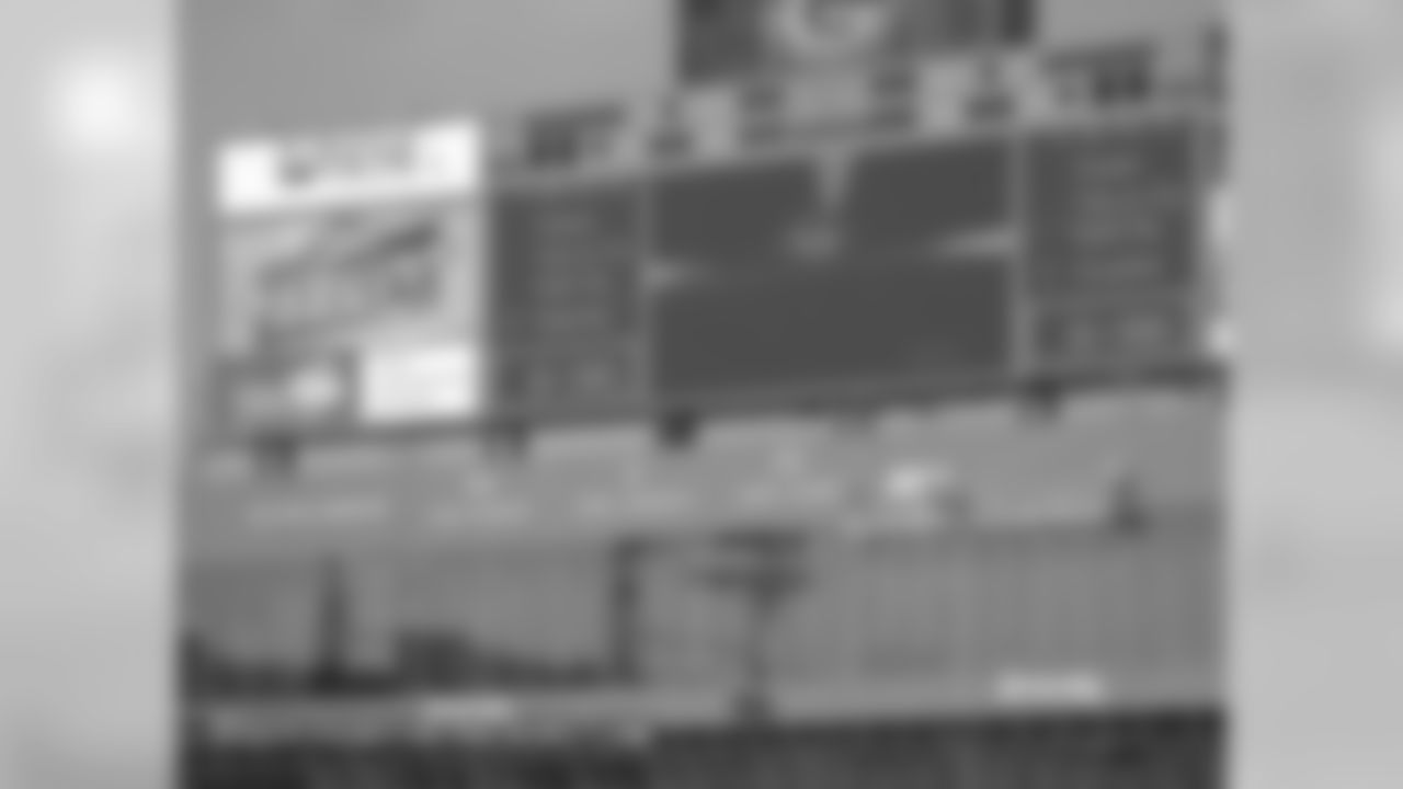 Packers Place Reggie White's Retired No. 92 On Lambeau Field