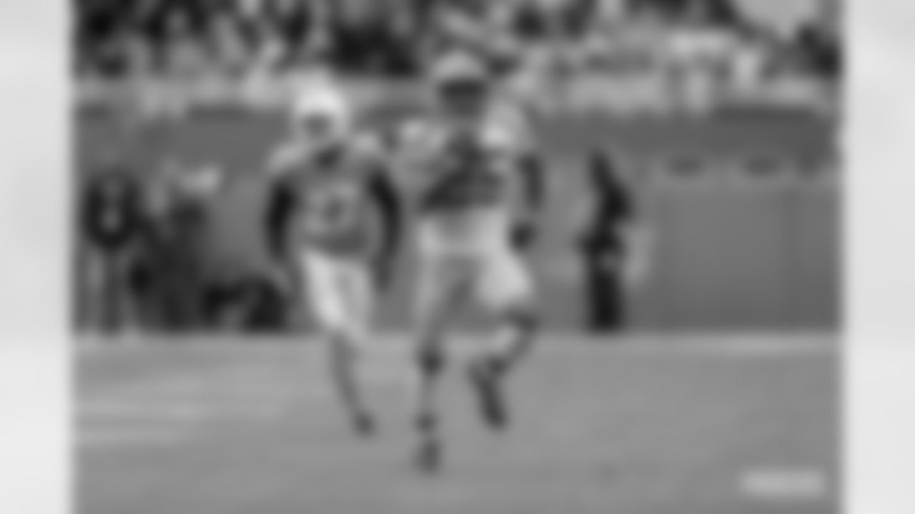 221225-packers-dolphins-siegle-WM-23