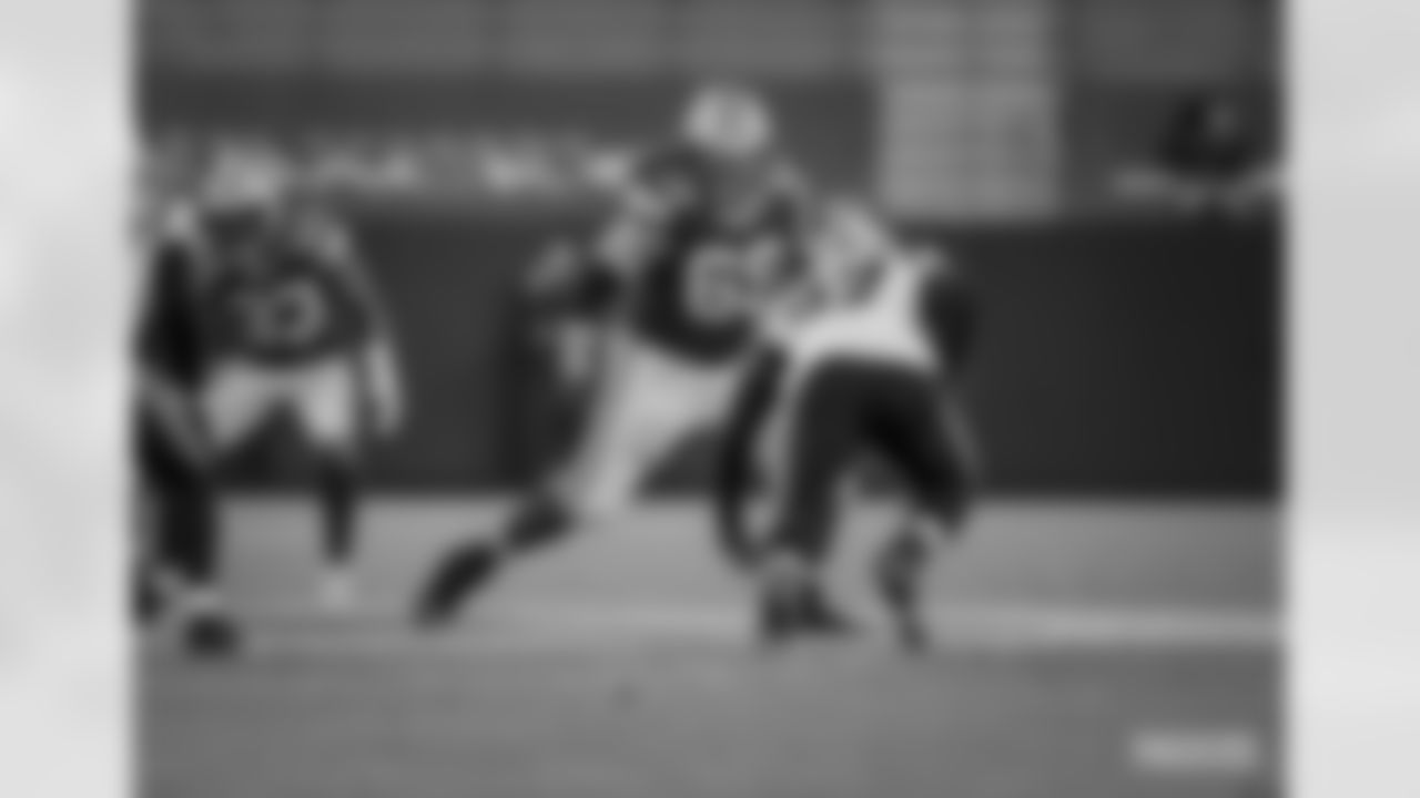 T David Bakhtiari