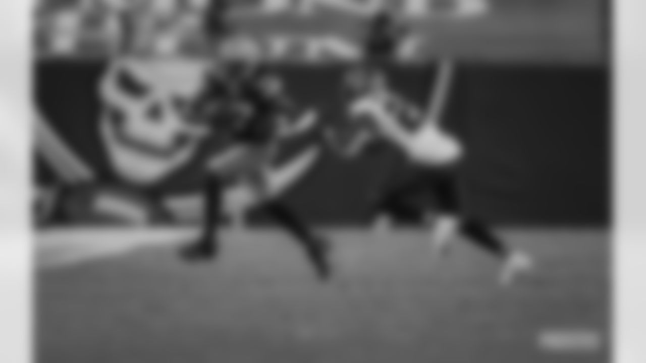 WR Davante Adams