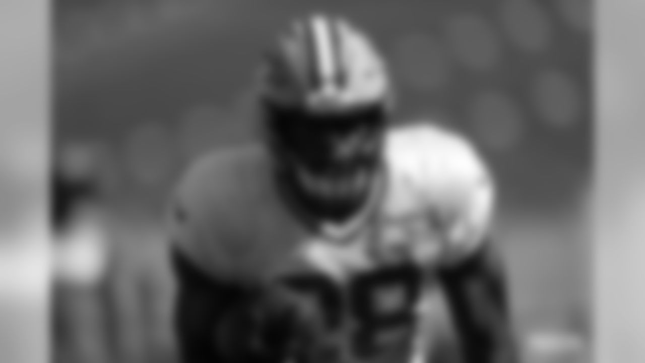 RB AJ Dillon