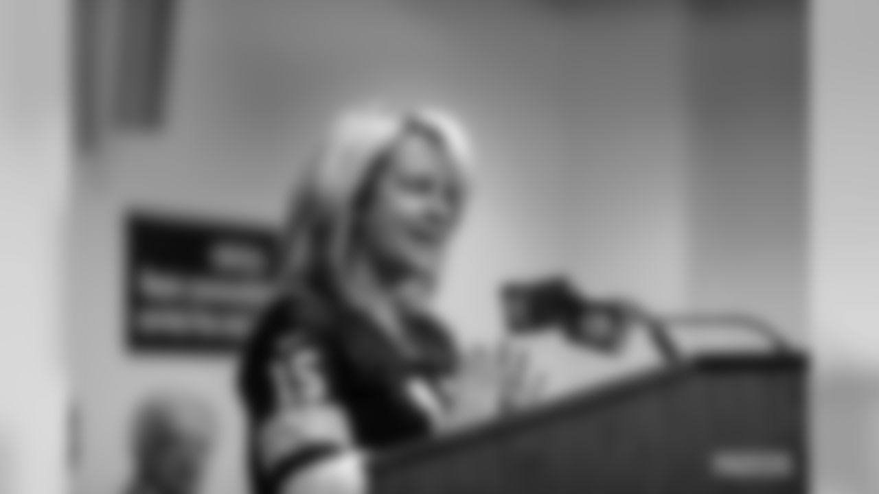 Packers name FAN Hall of Fame winner.