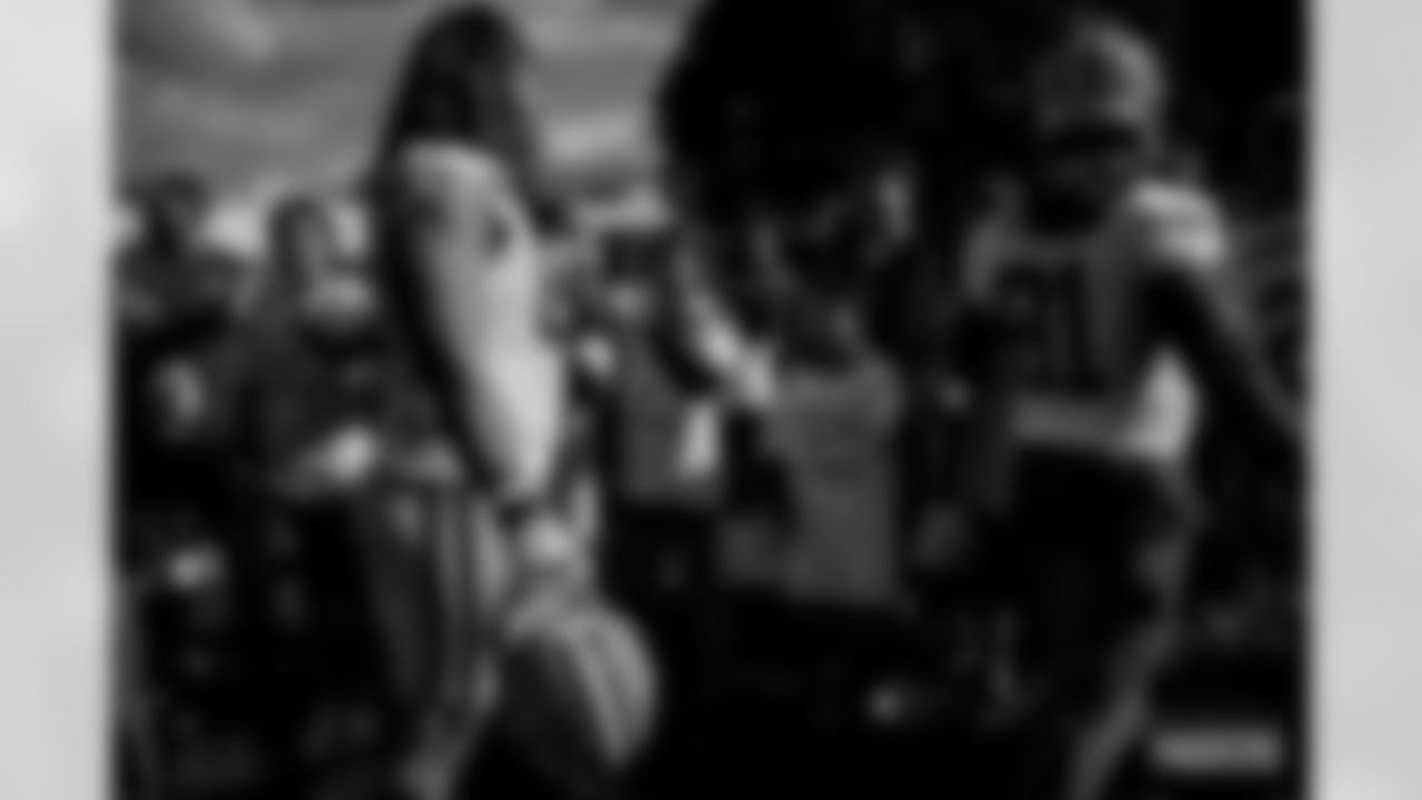 221007-evan-gallery-2560067