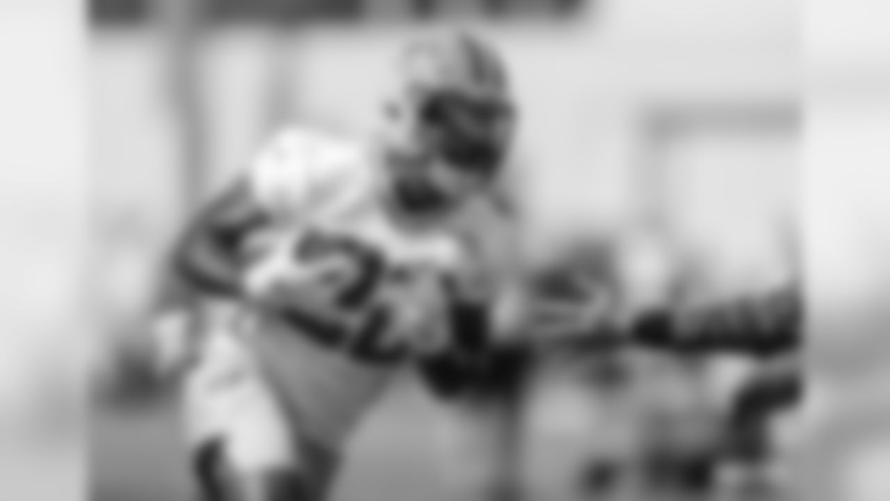 RB Dexter Williams