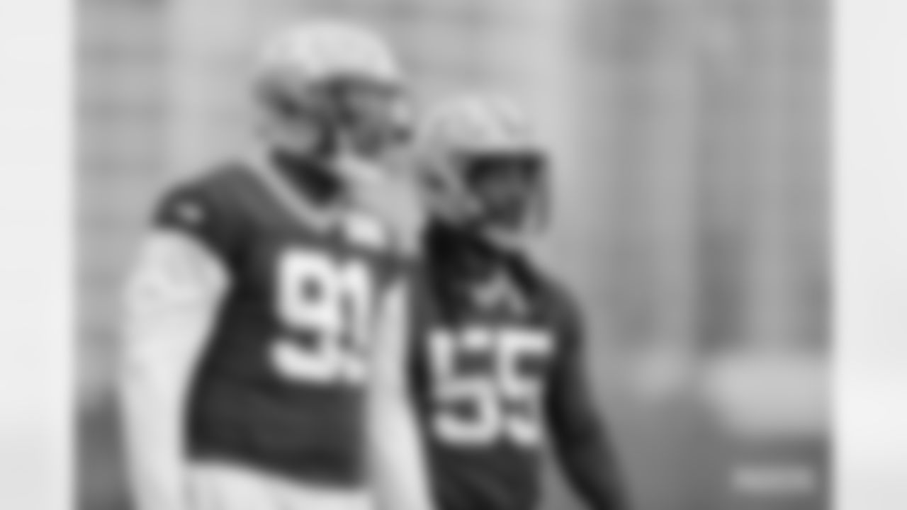 LBs Preston & Za'Darius Smith
