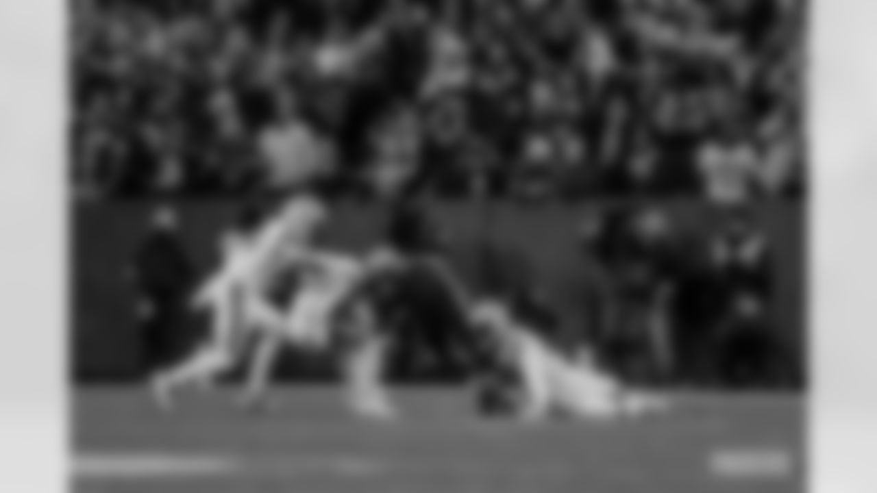 221117-packers-titans-siegle-WM-3
