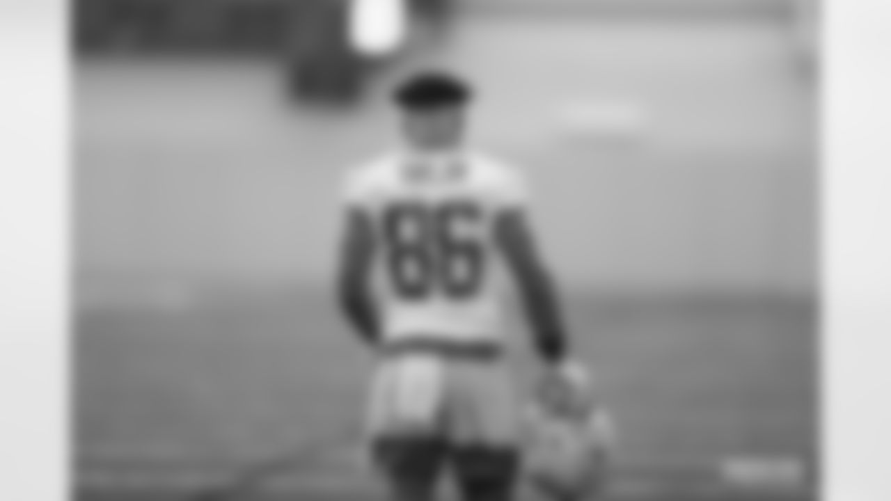 WR Malik Taylor