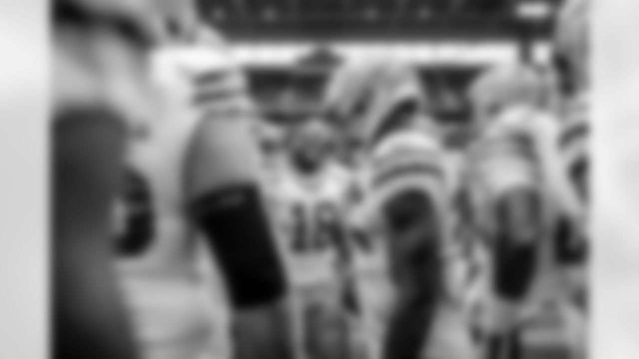 221225-packers-dolphins-siegle-WM-43