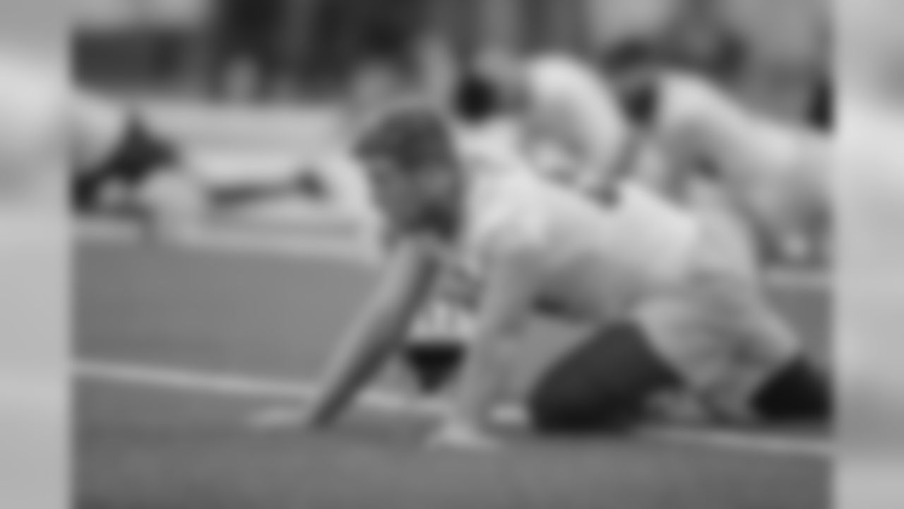 TE Jace Sternberger