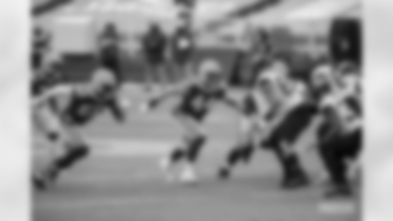 LB Ty Summers