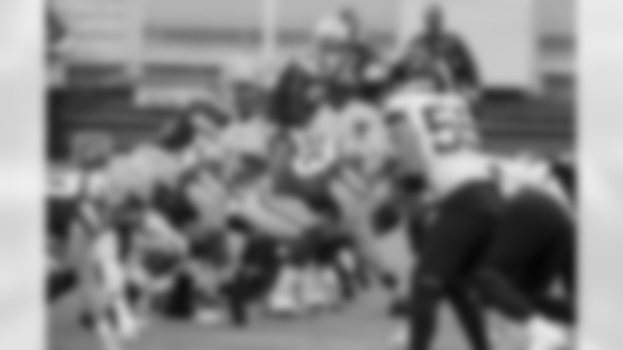 Offensive line