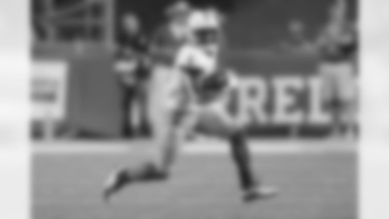 RB Pooka Williams Jr. - Kansas