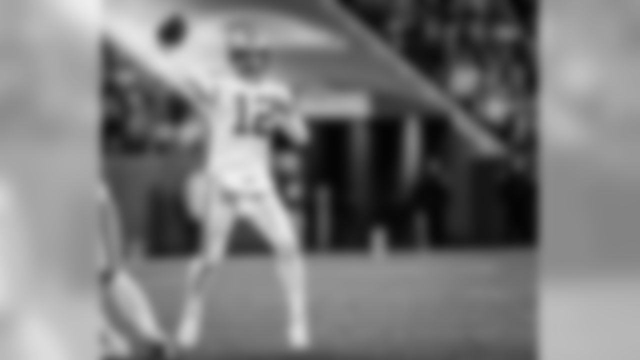 QB Aaron Rodgers