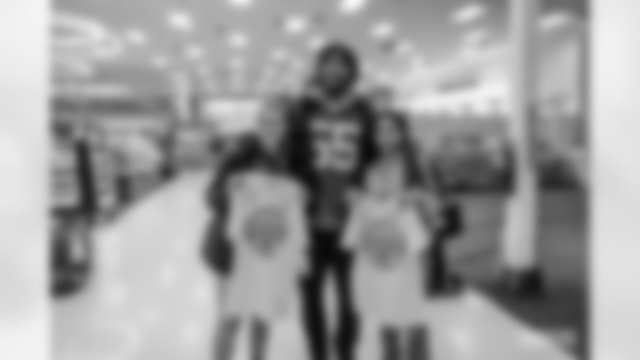 221215-tariq-target-shopping-2560030