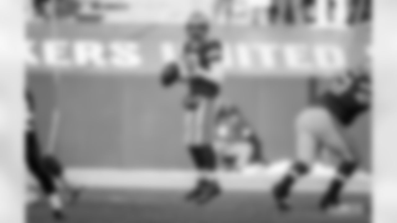 QB Aaron Rodgers