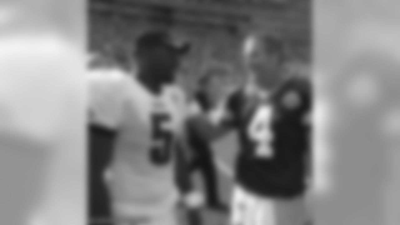 Brett Favre and Eagles QB Donovan McNabb