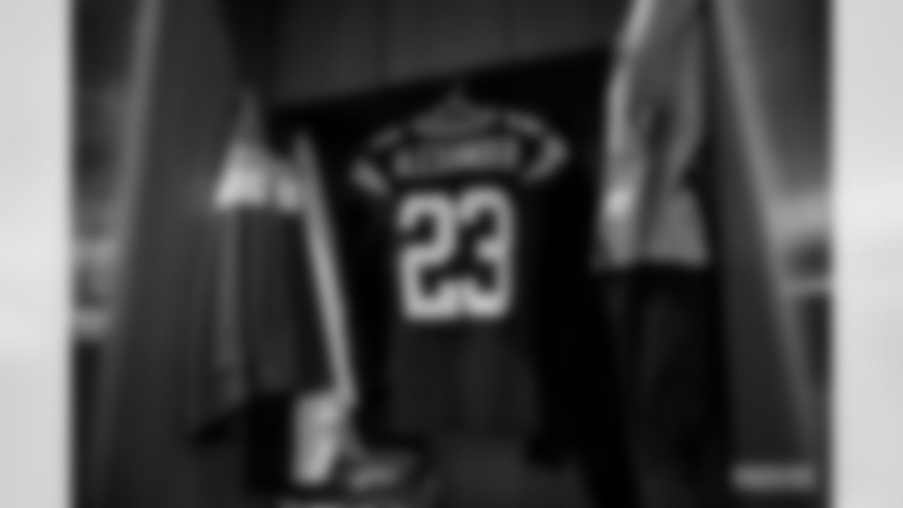 201219-locker-room-12