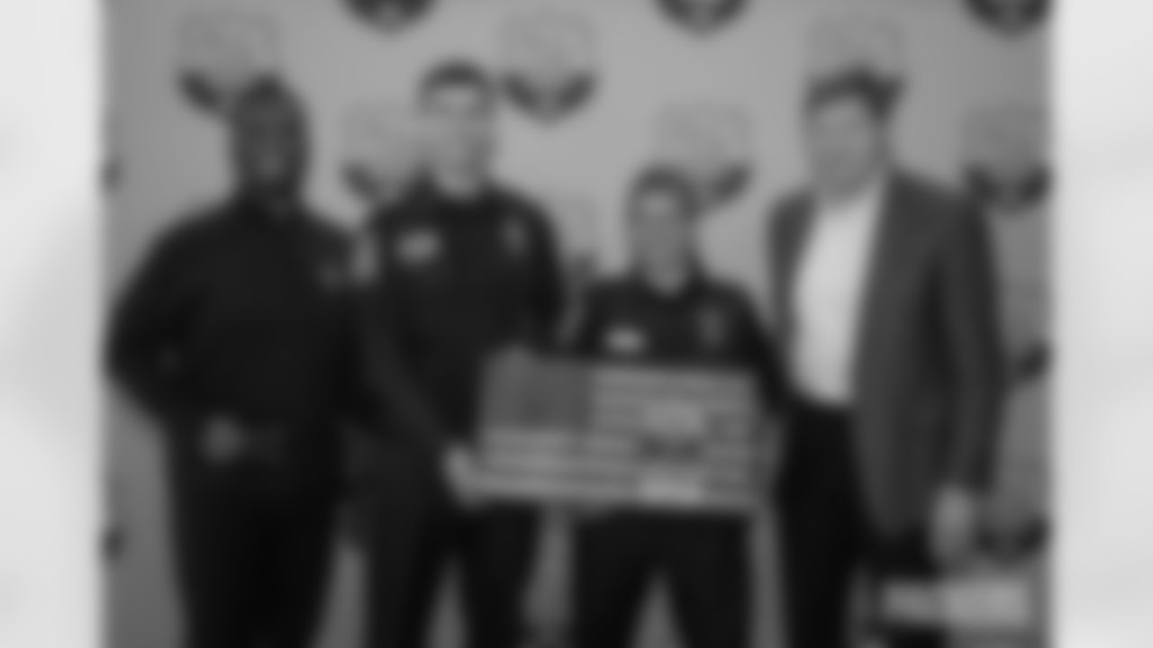 230515-protect-and-serve-gallery-2560-17