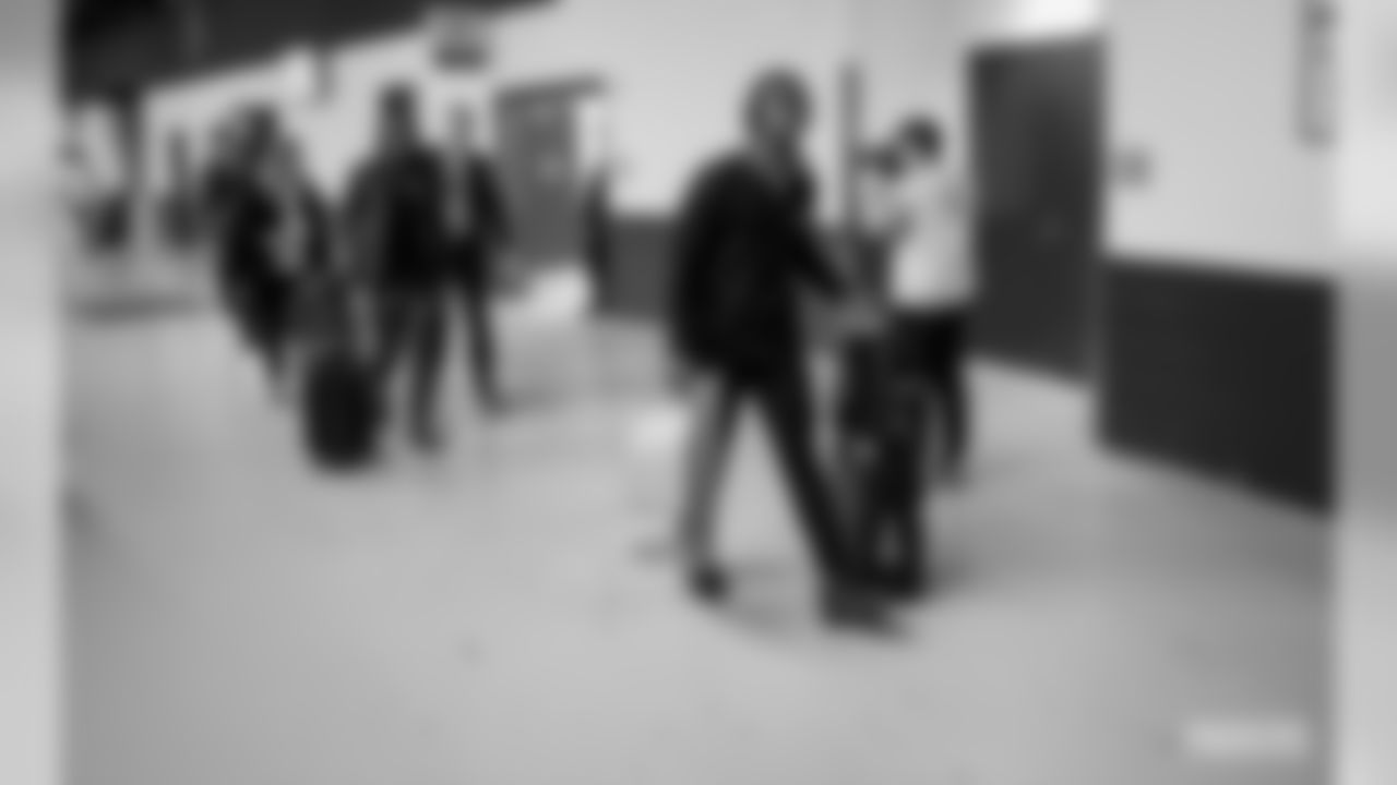 191124-SF-arrival-2-bobber-WM-20
