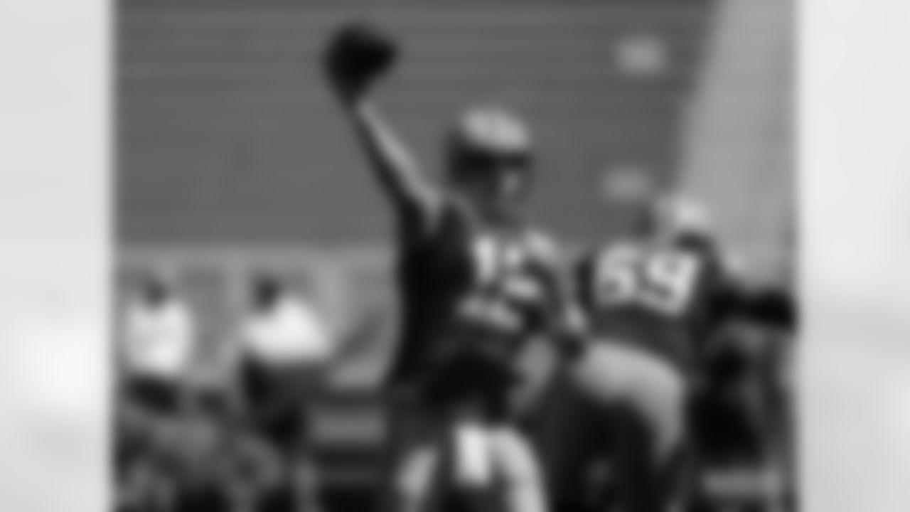 QB Aaron Rodgers