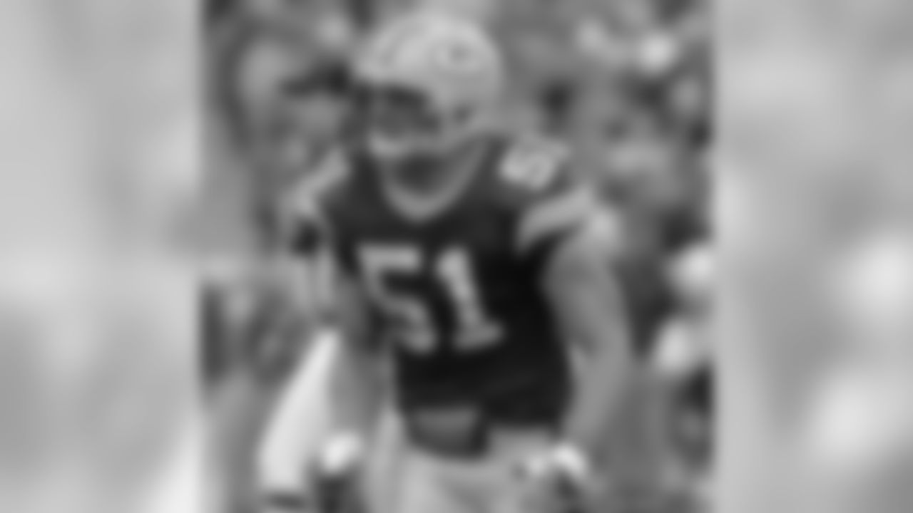 LB Brady Poppinga