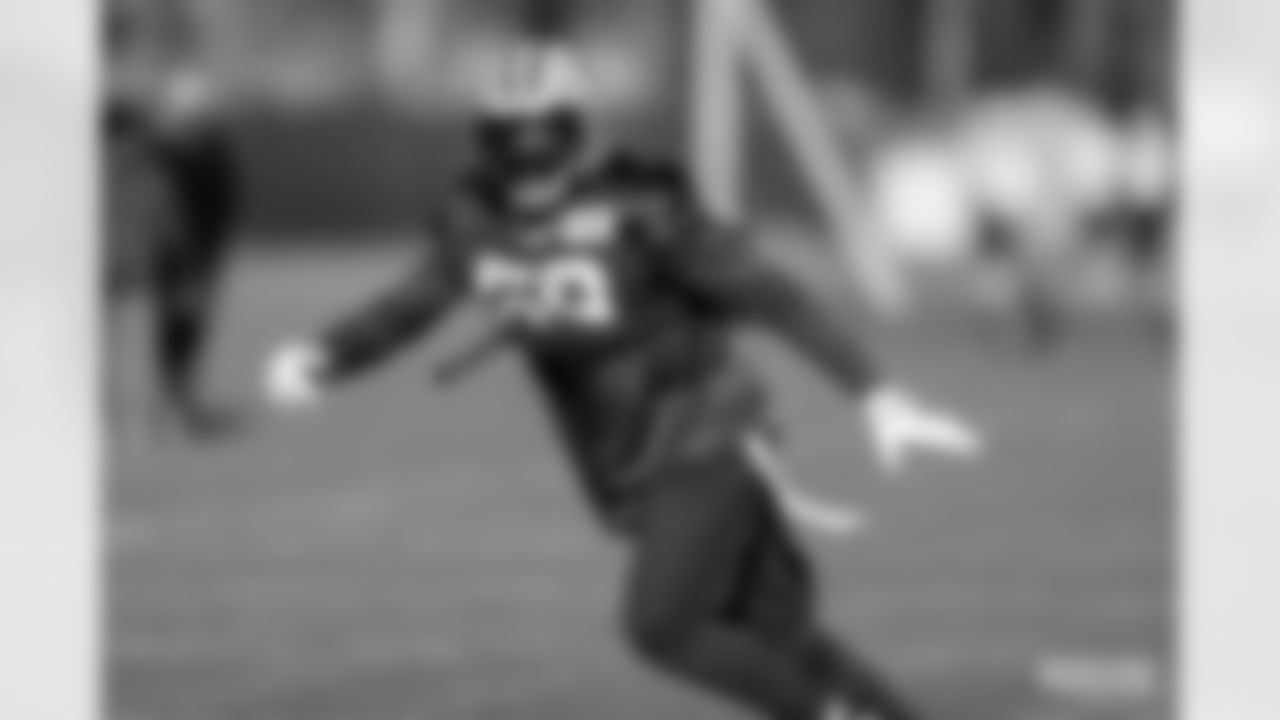 221201-evan-practice-gallery-2560030