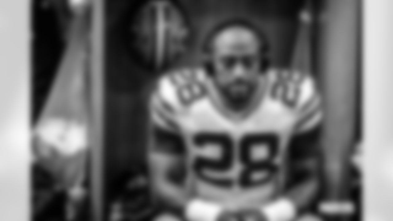 230910-LockerRoom-ES-16