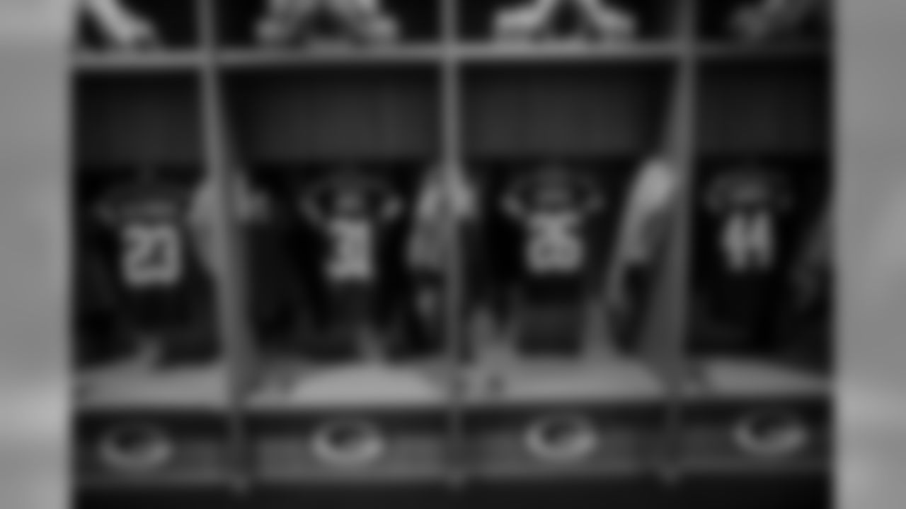 190915-locker-room-hartwig-17