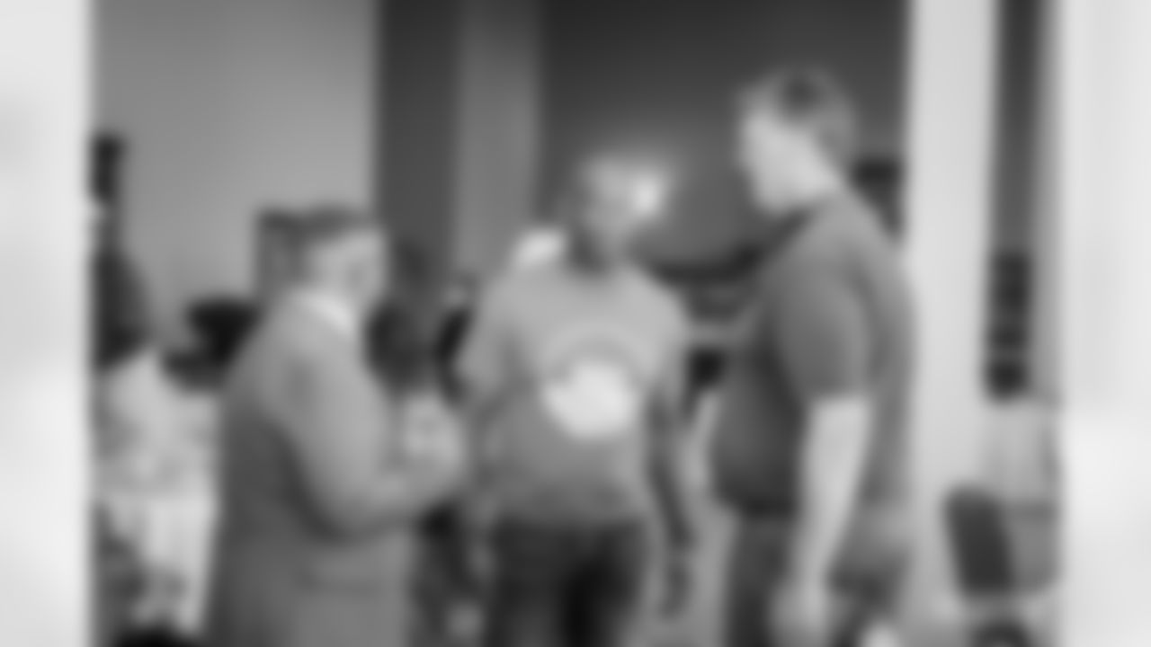 210822-golf-dinner-256078