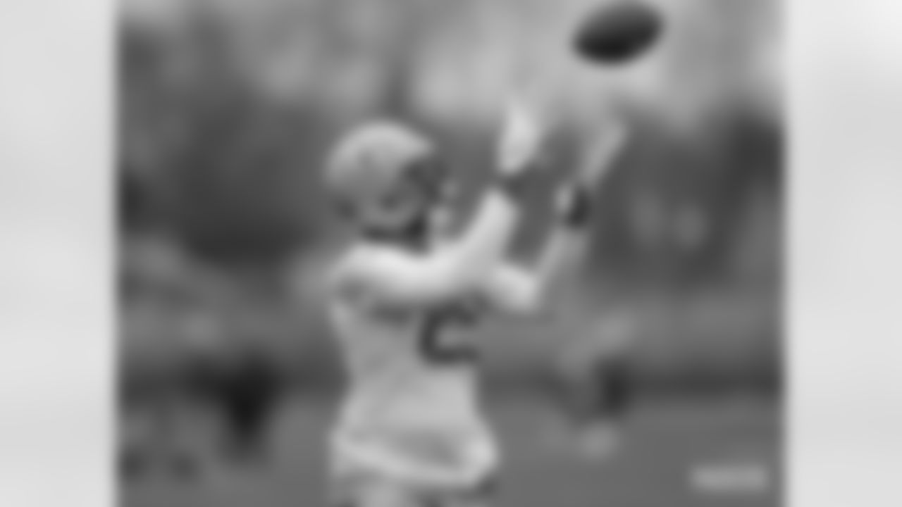TE Marcedes Lewis