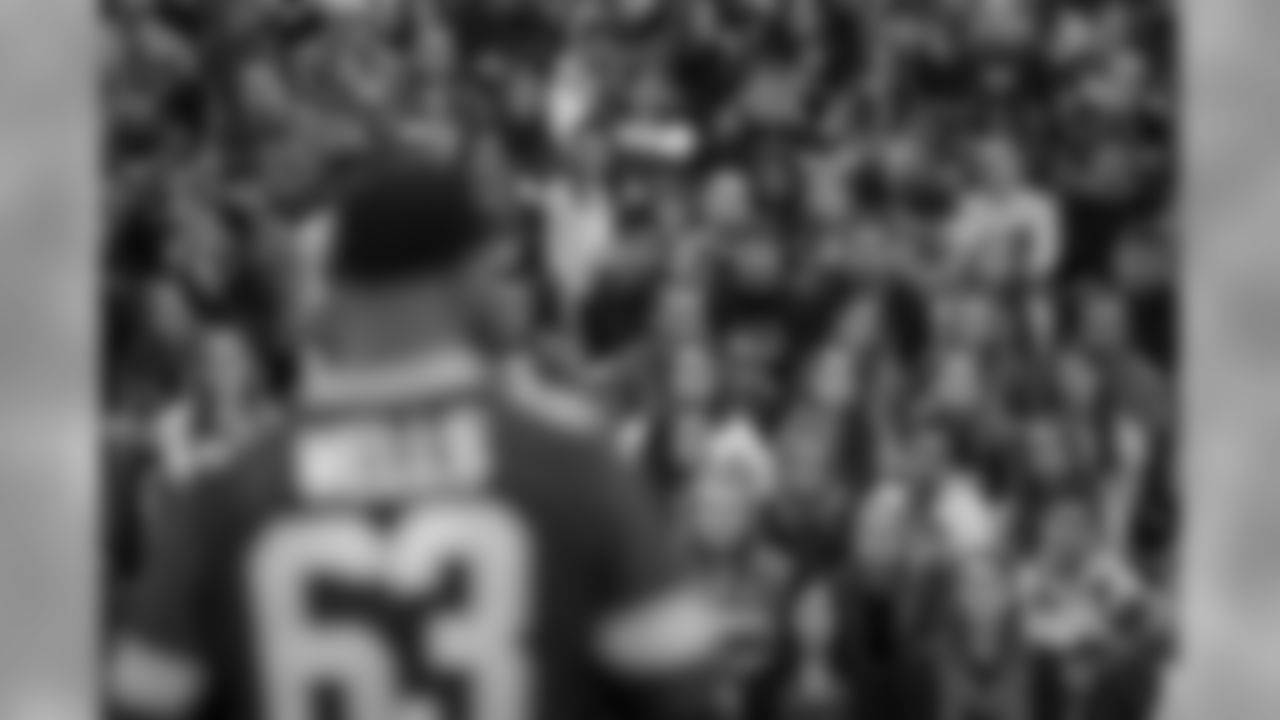 190410-tailgate-tour-marshfield-high-08