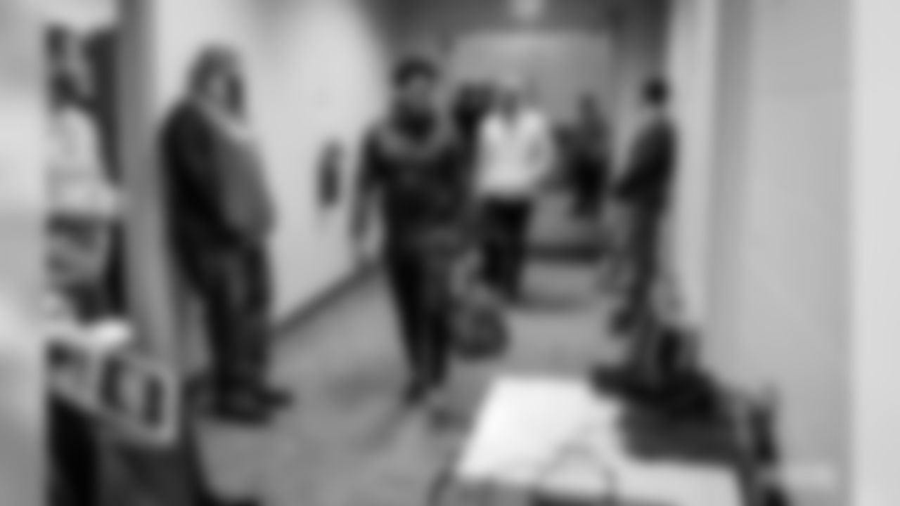 191201-packers-arrive-NYG-2-bobber-WM-9