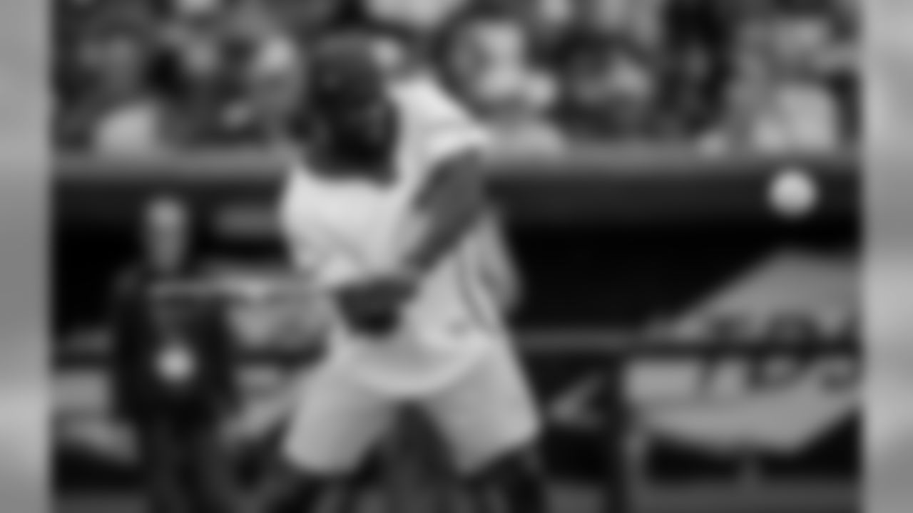 180602-green-gold-softball-siegle-57