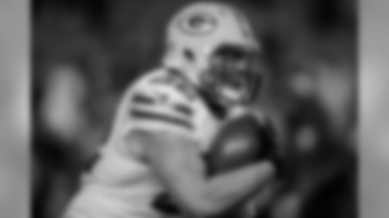 Has played in all 14 games so far in 2016. Rushed for 89 yards and 2 TDs, with 7 receptions for 44 yards.
