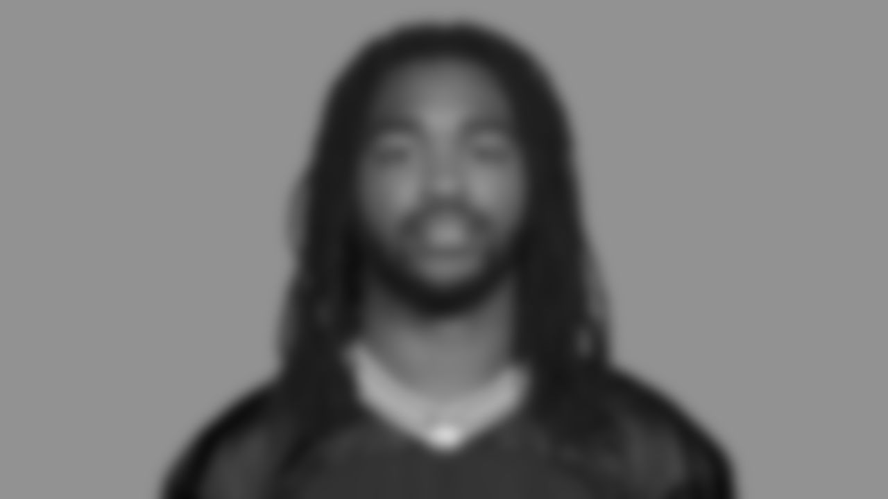 LB Tim Williams